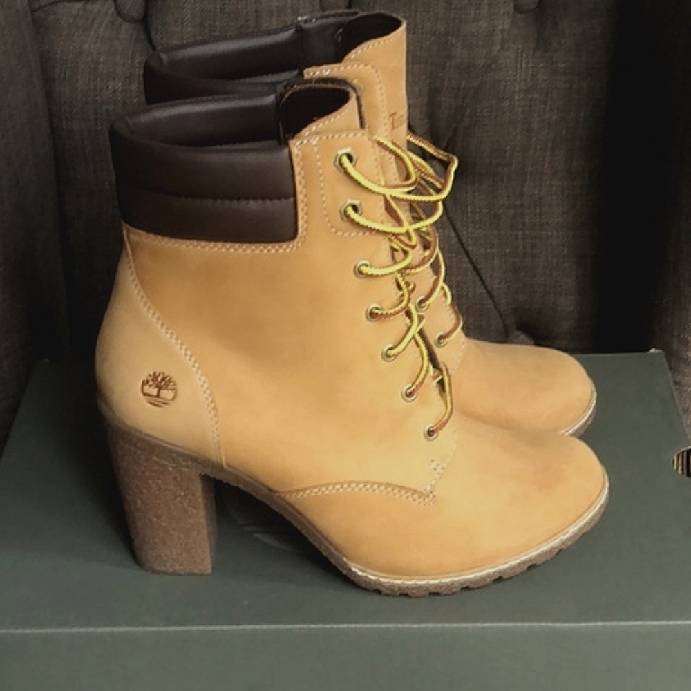 Timberland High Heel, Size 7